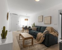 Alquiler a largo plazo - Bungalow - Torrevieja - Zona los Frutales