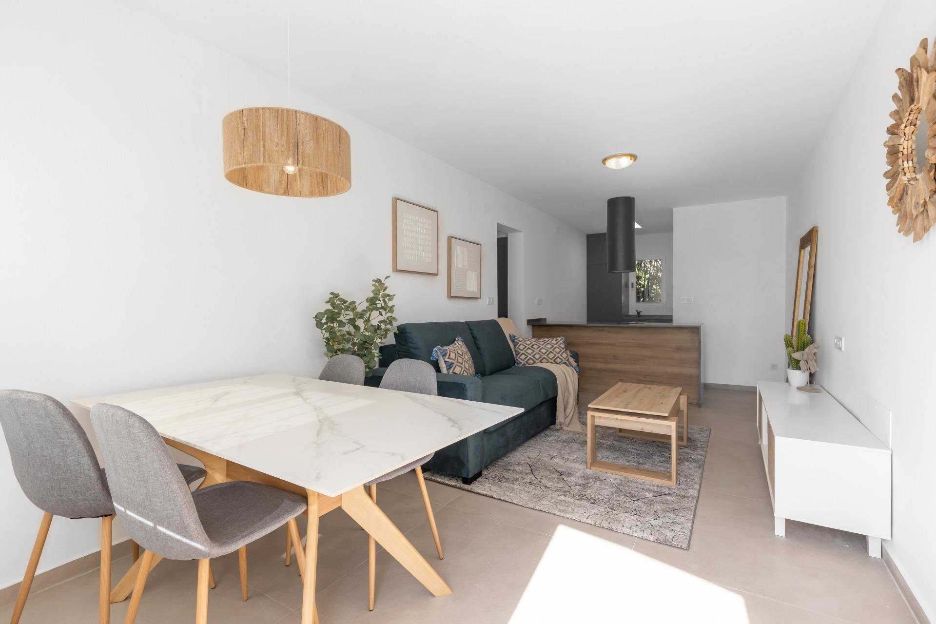 Alquiler a largo plazo - Bungalow - Torrevieja - Zona los Frutales