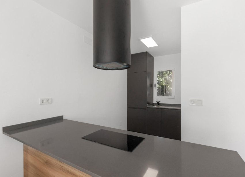 Alquiler a largo plazo - Bungalow - Torrevieja - Zona los Frutales