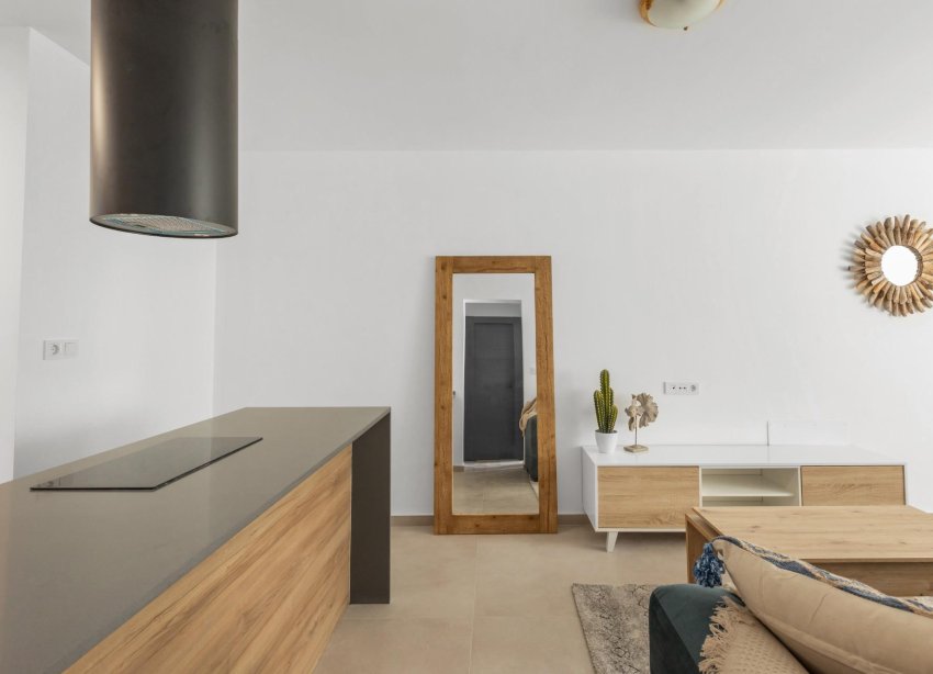 Alquiler a largo plazo - Bungalow - Torrevieja - Zona los Frutales