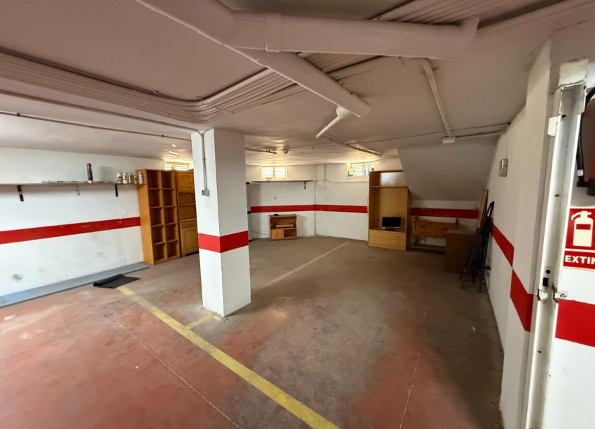 Alquiler a largo plazo - garage - Torrevieja - Centro
