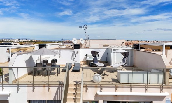 Apartament / Duplex - Resale - Orihuela Costa - Villamartín