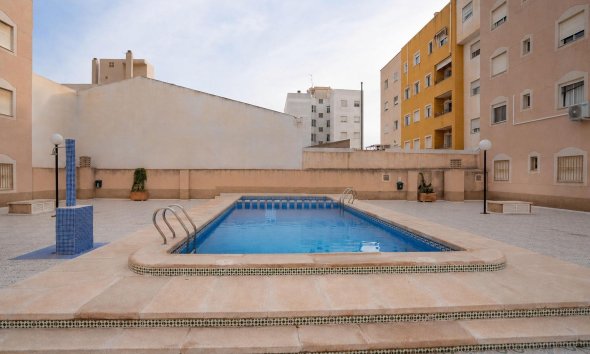 Apartament / Duplex - Resale - Torrevieja - Centro
