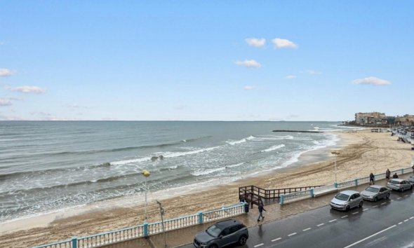 Apartament / Duplex - Resale - Torrevieja - Playa de los Locos
