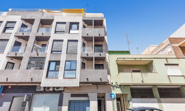 Apartament / Duplex - Resale - Torrevieja - Torrevieja