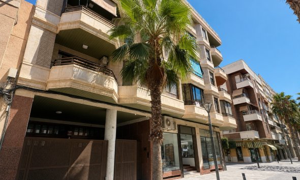 Apartament / Duplex - Resale - Torrevieja - Torrevieja