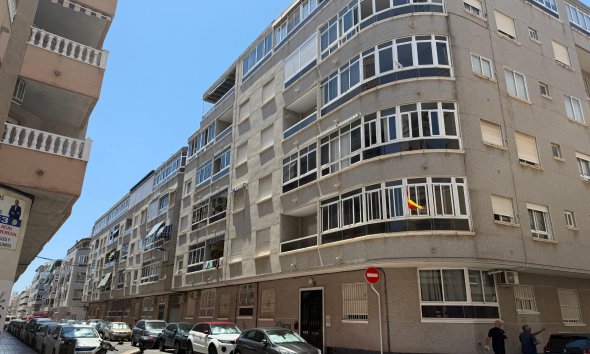 Apartament / Duplex - Rynek Wtórny - Torrevieja - Estacion de autobuses