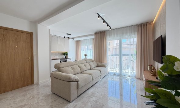 Apartament - Rynek Wtórny - Torrevieja - Estacion de autobuses