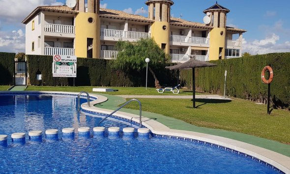 Apartamento / Dúplex - Reventa - Orihuela Costa - La Zenia