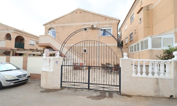 Apartamento / Dúplex - Reventa - Orihuela Costa - La Zenia
