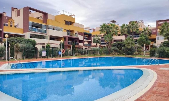 Apartamento / Dúplex - Reventa - Orihuela Costa - Punta Prima