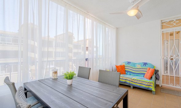 Apartamento / Dúplex - Reventa - Punta Prima - Punta Prima
