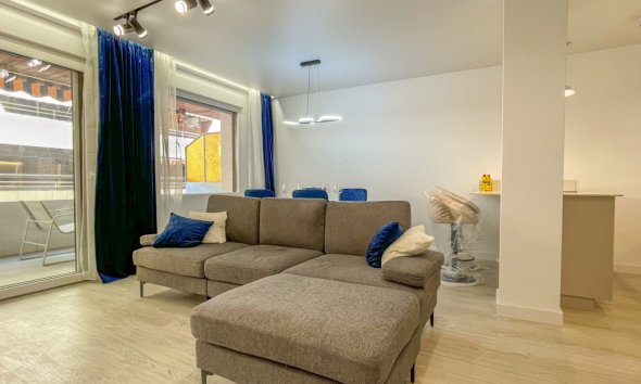 Apartamento / Dúplex - Reventa - Torrevieja - Acequion