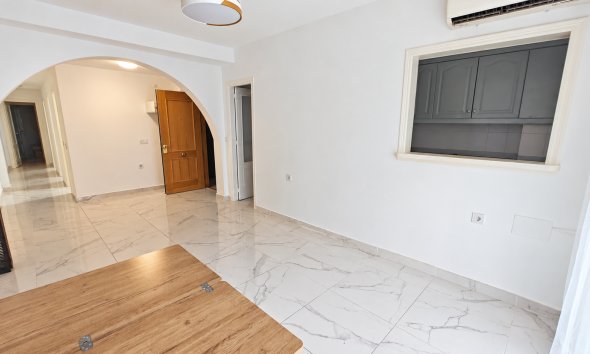 Apartamento / Dúplex - Reventa - Torrevieja - Acequion