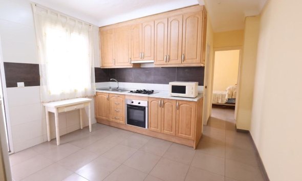 Apartamento / Dúplex - Reventa - Torrevieja - Centro