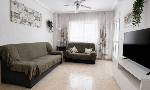 Apartamento / Dúplex - Reventa - Torrevieja - Centro