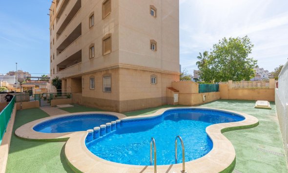Apartamento / Dúplex - Reventa - Torrevieja - Nueva Torrevieja