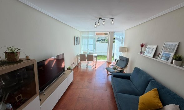 Apartamento / Dúplex - Reventa - Torrevieja - Torreblanca