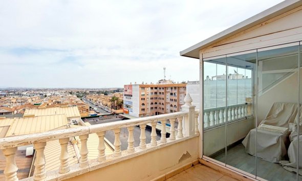 Apartamento / Dúplex - Reventa - Torrevieja - Torrevieja
