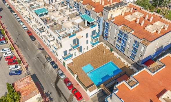 Apartamento / Dúplex - Reventa - Torrevieja - Torrevieja