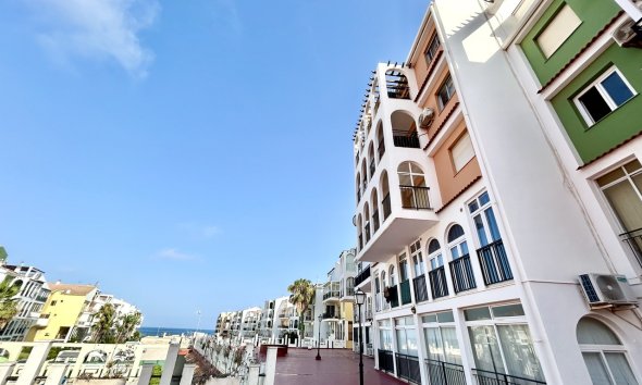Apartamento / Dúplex - Reventa - Torrevieja - Torrevieja