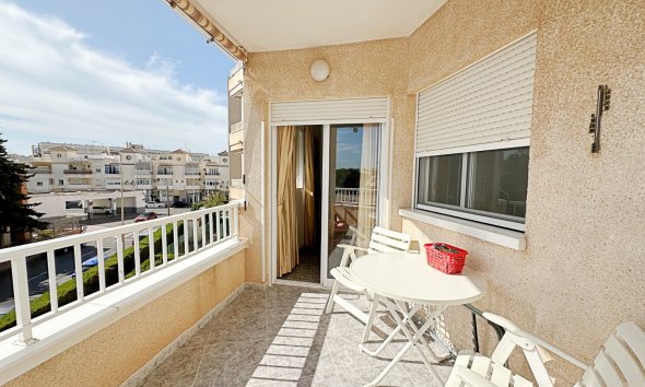 Apartamento / Dúplex - Reventa - Torrevieja - Torrevieja