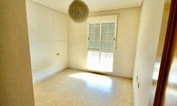 Apartamento - Reventa - Almoradí - Almoradi