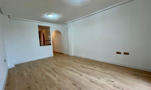 Apartamento - Reventa - Los Montesinos - Los Montesinos