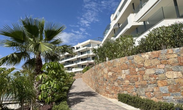 Apartamento - Reventa - Orihuela Costa - Las Colinas Golf