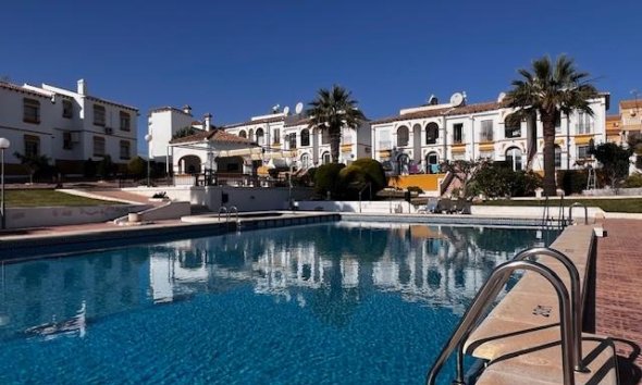 Apartamento - Reventa - San Miguel de Salinas - Las filipinas