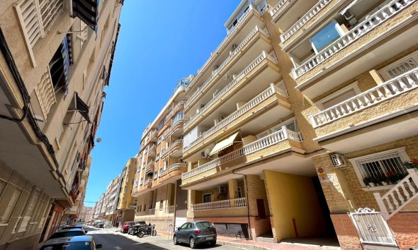 Apartamento - Reventa - Torrevieja - Playa de los locos