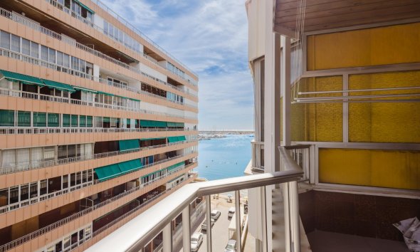 Apartamento - Reventa - Torrevieja - Playa del Acequión