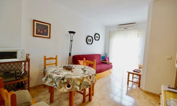 Apartamento - Reventa - Torrevieja - Playa del cura
