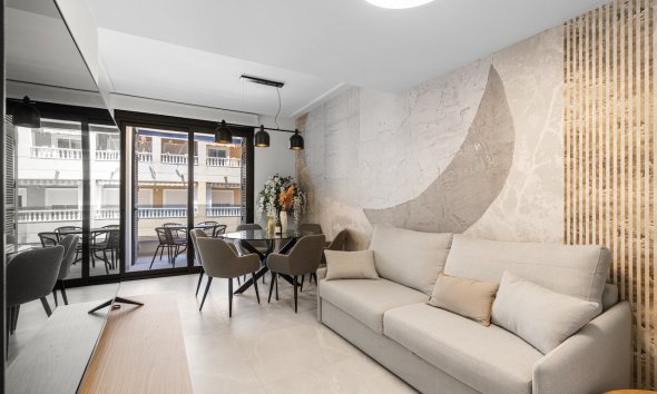 Apartamento - Reventa - Torrevieja - Playa del Cura