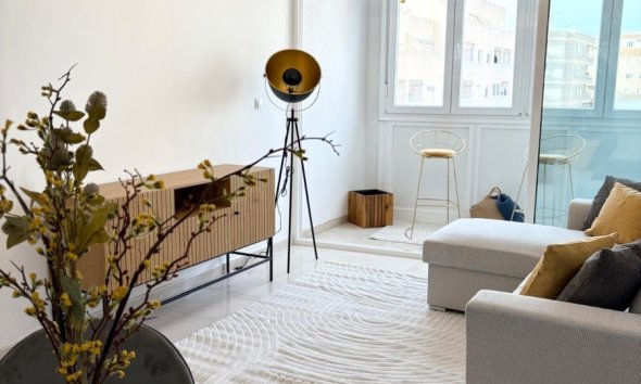 Apartamento - Reventa - Torrevieja - Torrevieja