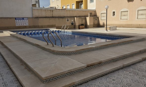 Apartamento - Reventa - Torrevieja - Torrevieja