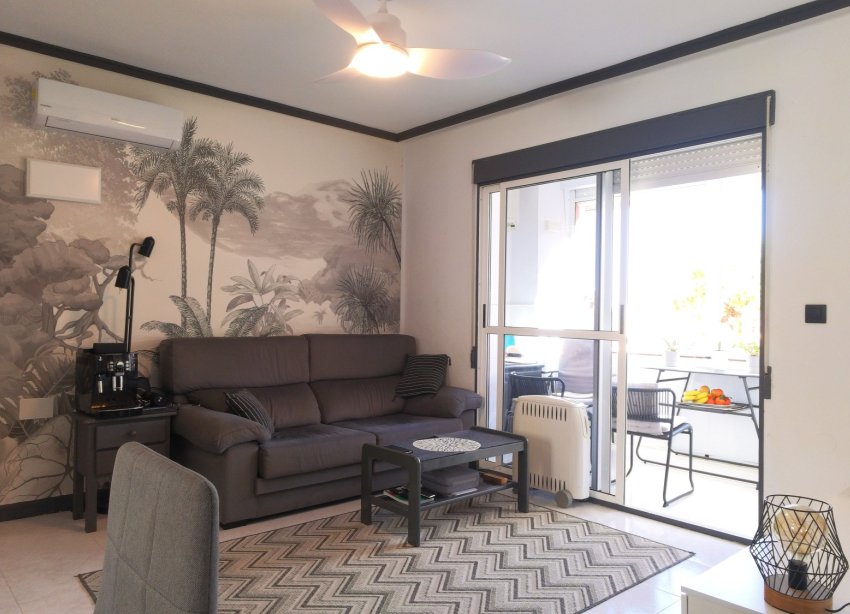 Apartamenty w Torrevieja ze słonecznym tarasem i wspólnym basenem - Apartament w Torreblanca, Torrevieja