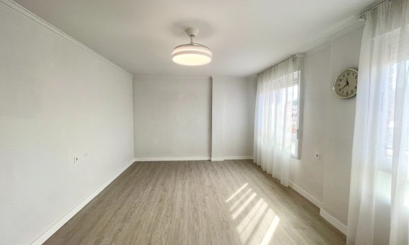 Apartment / Duplex - Resale - Bigastro - Bigastro
