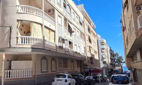 Apartment / Duplex - Resale - Torrevieja - Playa de los Locos