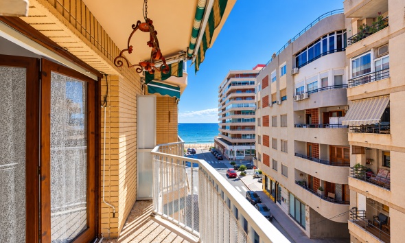 Apartment / Duplex - Resale - Torrevieja - Playa del Acequión