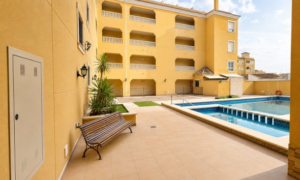 Apartment - Resale - Almoradí - Almoradi