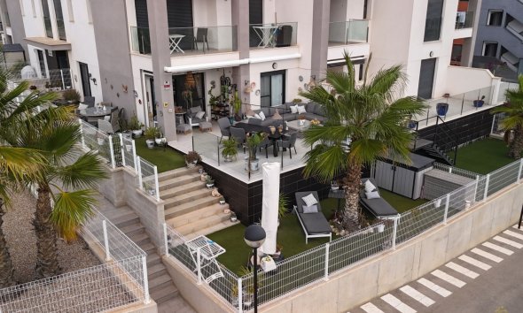 Apartment - Resale - Orihuela Costa - Villamartín