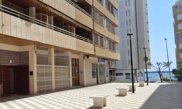 Apartment - Resale - Torrevieja - Acequion