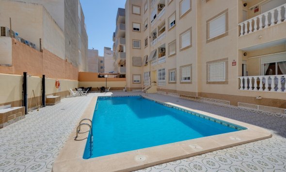 Apartment - Resale - Torrevieja - DM-36676