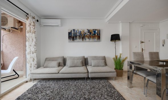 Apartment - Resale - Torrevieja - DM-37145