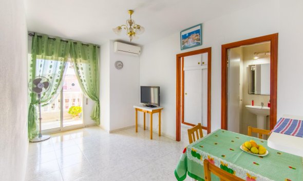 Apartment - Resale - Torrevieja - Estacion de autobuses