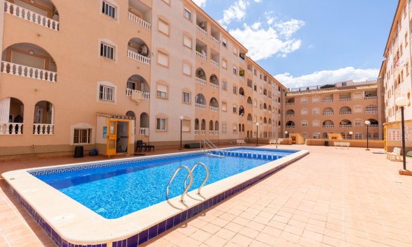 Apartment - Resale - Torrevieja - Estacion de autobuses