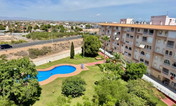 Apartment - Resale - Torrevieja - JM-24161