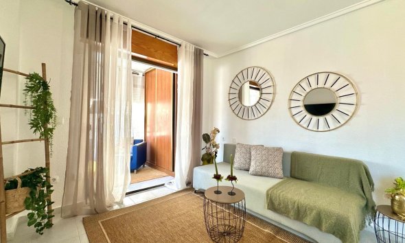 Apartment - Resale - Torrevieja - La Siesta - El Salado - Torreta