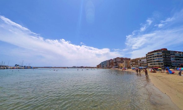 Apartment - Resale - Torrevieja - Parque de las Naciones